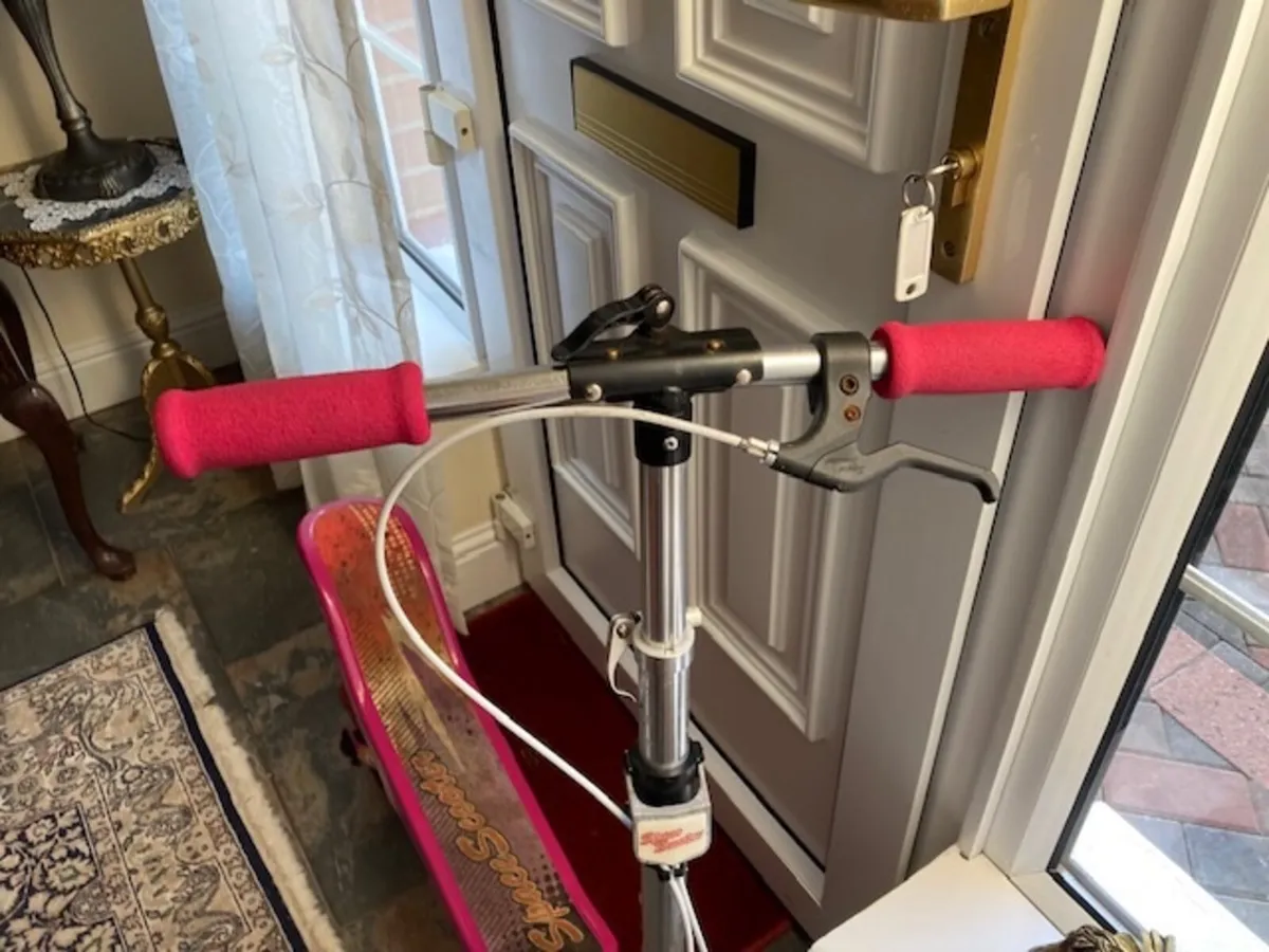 Scooter - Image 3