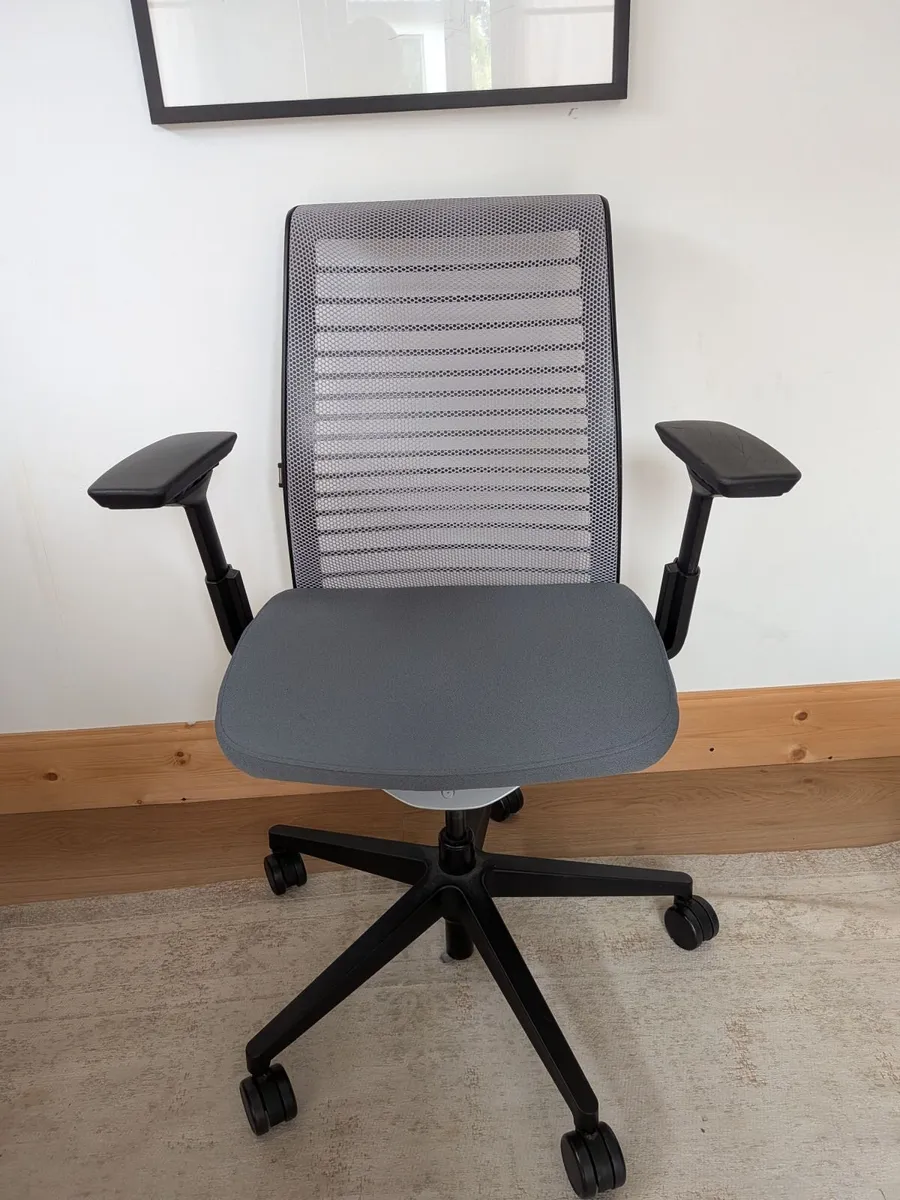 Steelcase Office Chair - Image 1