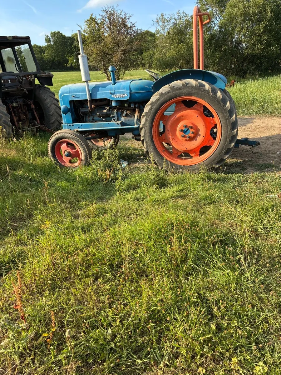 rough terrain forklift and other items - Image 4