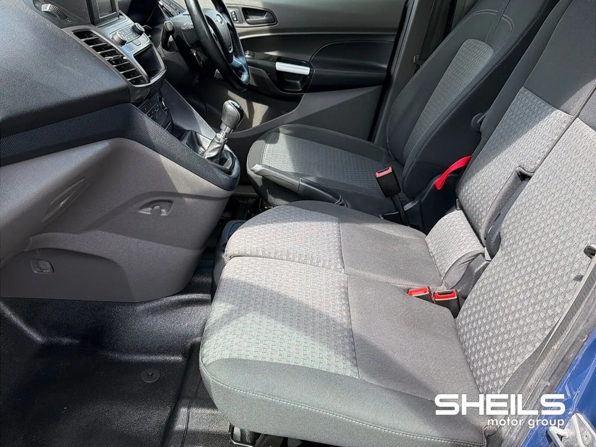 Ford Transit Connect LWB Trend 1.5 Diesel - 3 Seat - Image 4