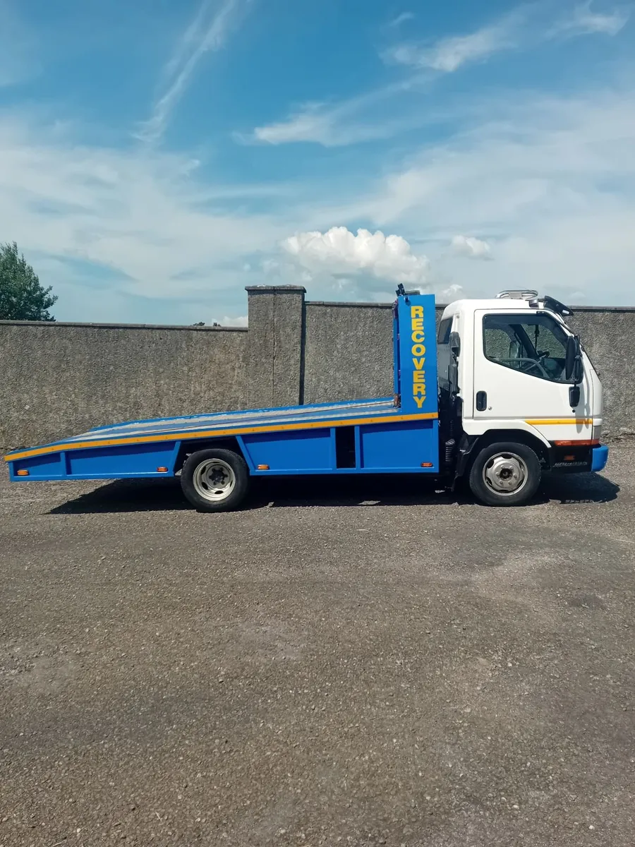 Mitsubishi canter recovery truck 3.5ton - Image 2