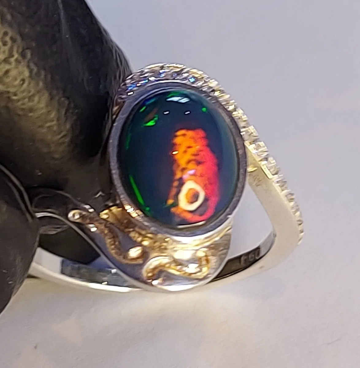 Ethiopian Black Opal 2.1 ct Silver Ring with cz - Image 3