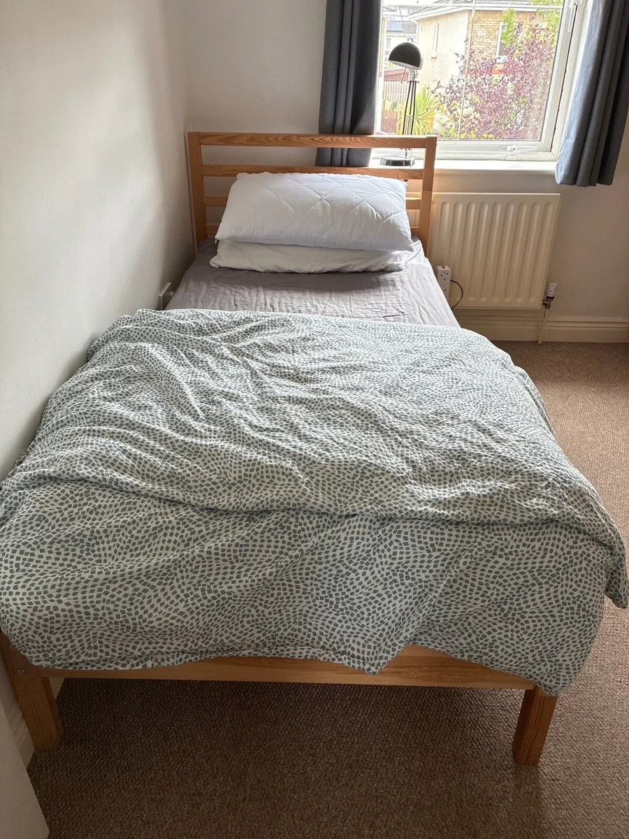 5 Single bed frames - Image 2