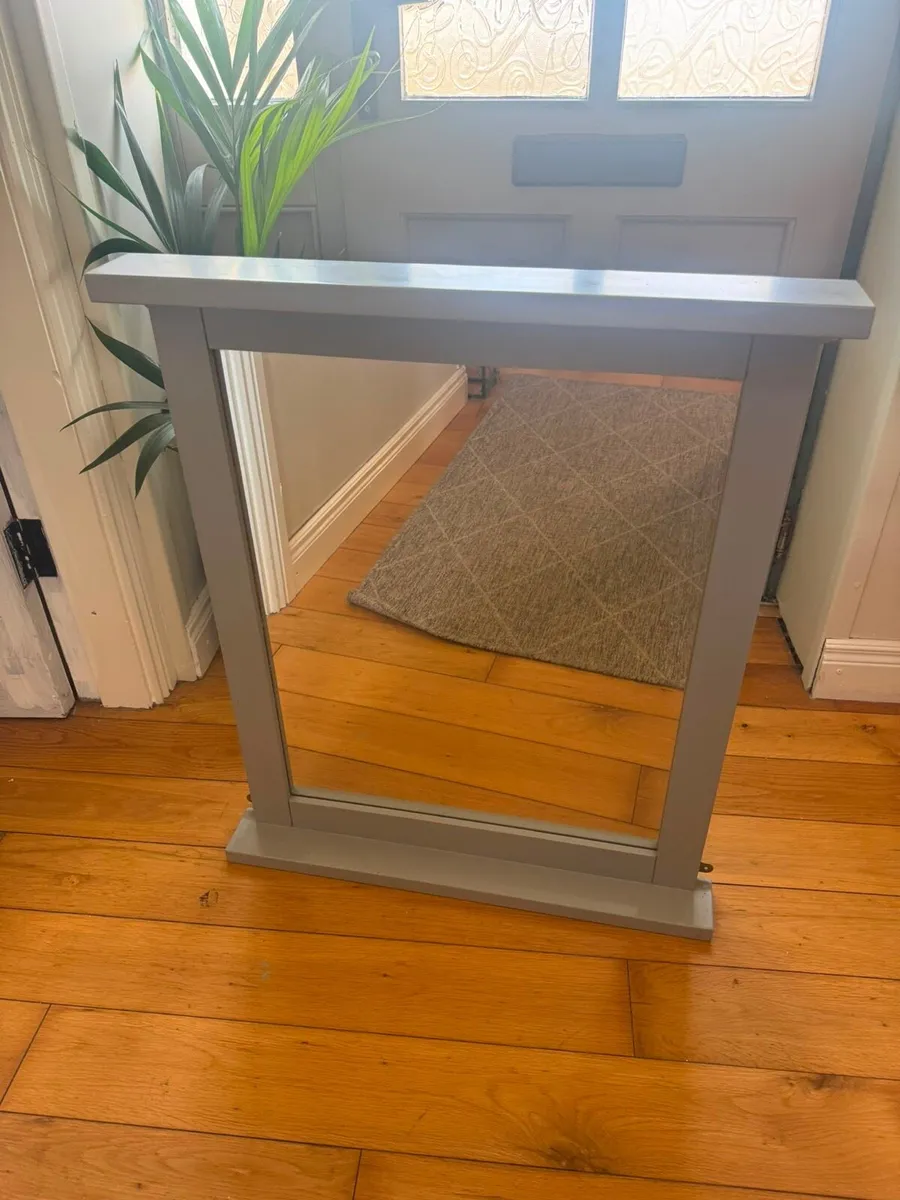 Mirrors - Image 3
