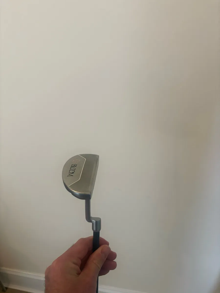 Cleveland bloom putter Right hand - Image 1