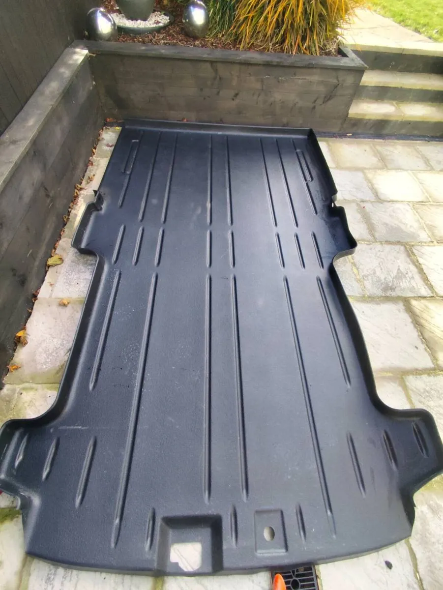 Genuine Ford custom load liner LWB - Image 1