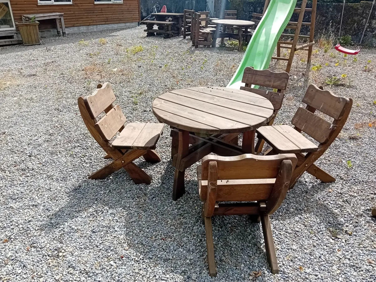 Garden furniture - Image 1