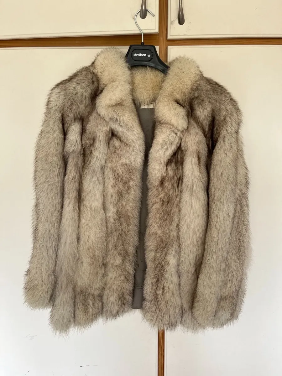 Vintage Authentic Artic Fox Fur Coat - Image 1