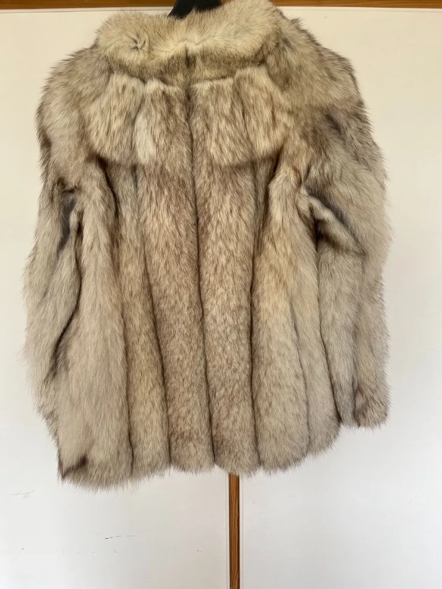 Vintage Authentic Artic Fox Fur Coat - Image 2