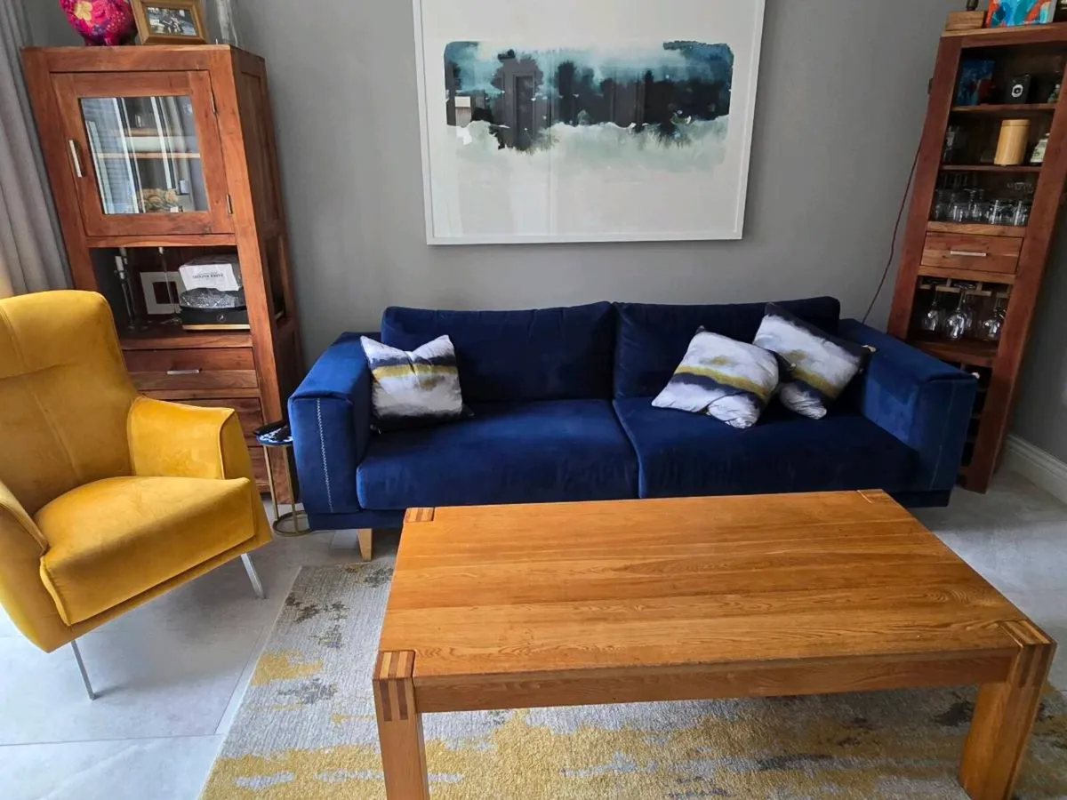 Solid Oak Coffee Table – Contemporary Design | Exc - Image 2