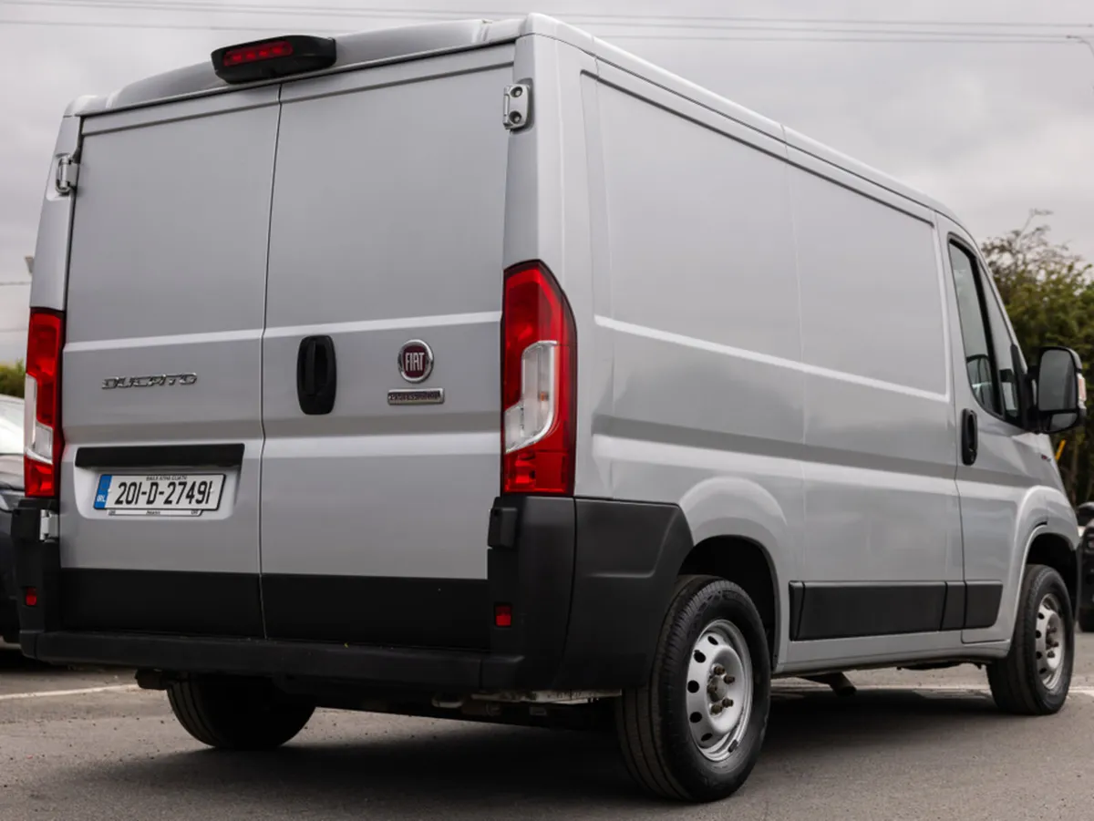 Fiat Ducato 3T SWB H1 2.3 120HP E6D 3DR - Image 4