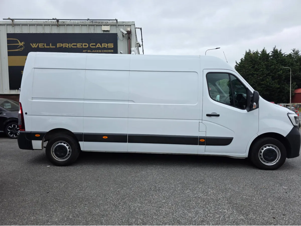 Renault Master FWD LM35 BLUE DCI 135 B BUSINESS - Image 2