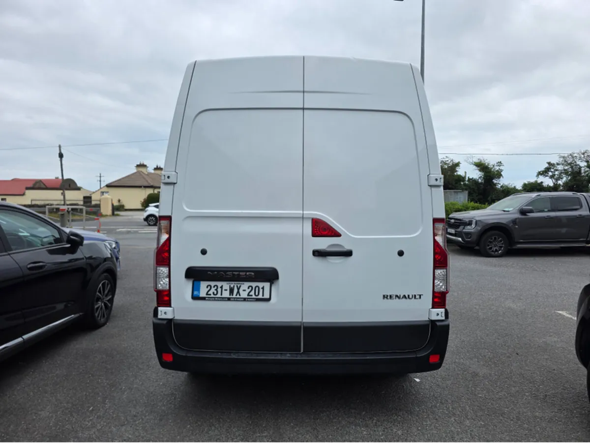 Renault Master FWD LM35 BLUE DCI 135 B BUSINESS - Image 2