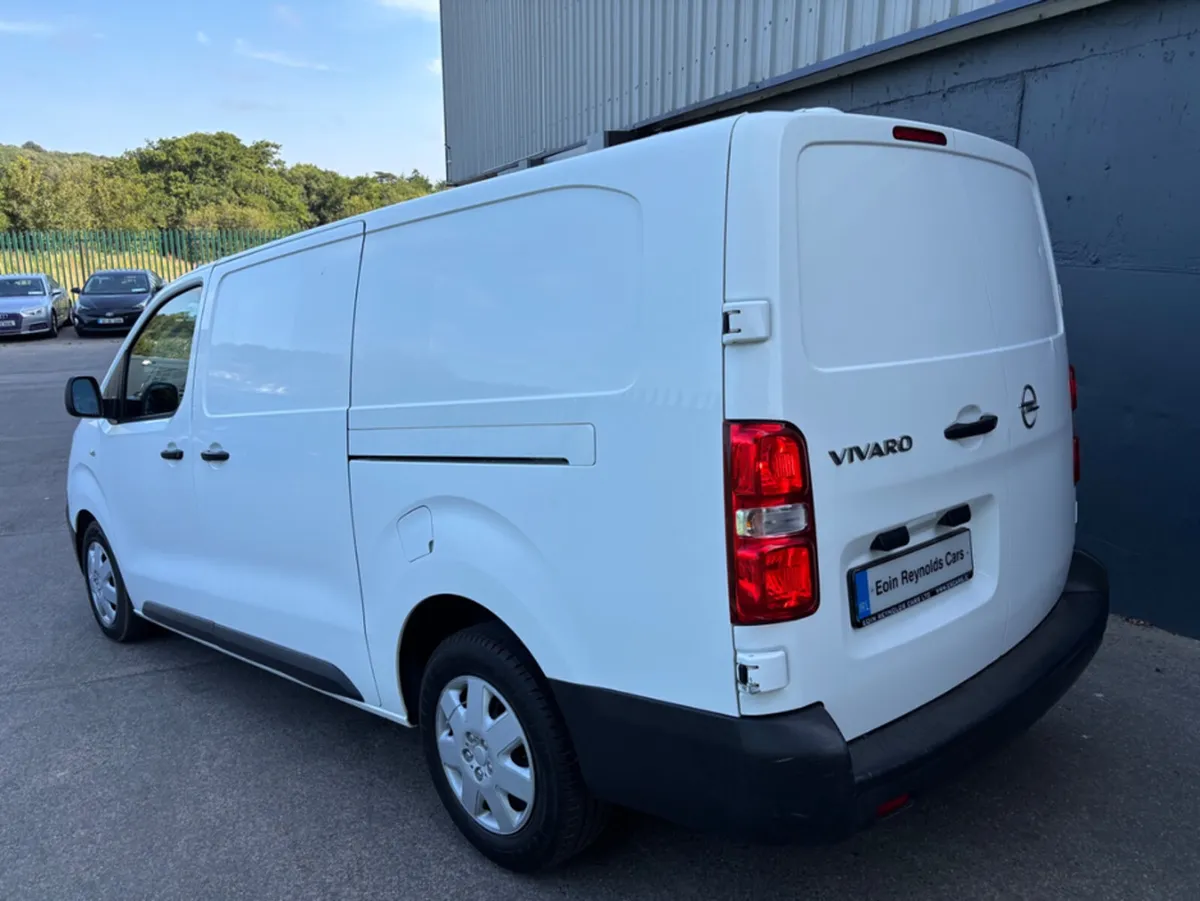 Opel Vivaro L2H1 100PS-6SPEED 5DR LWB LOW KMS!.. - Image 4