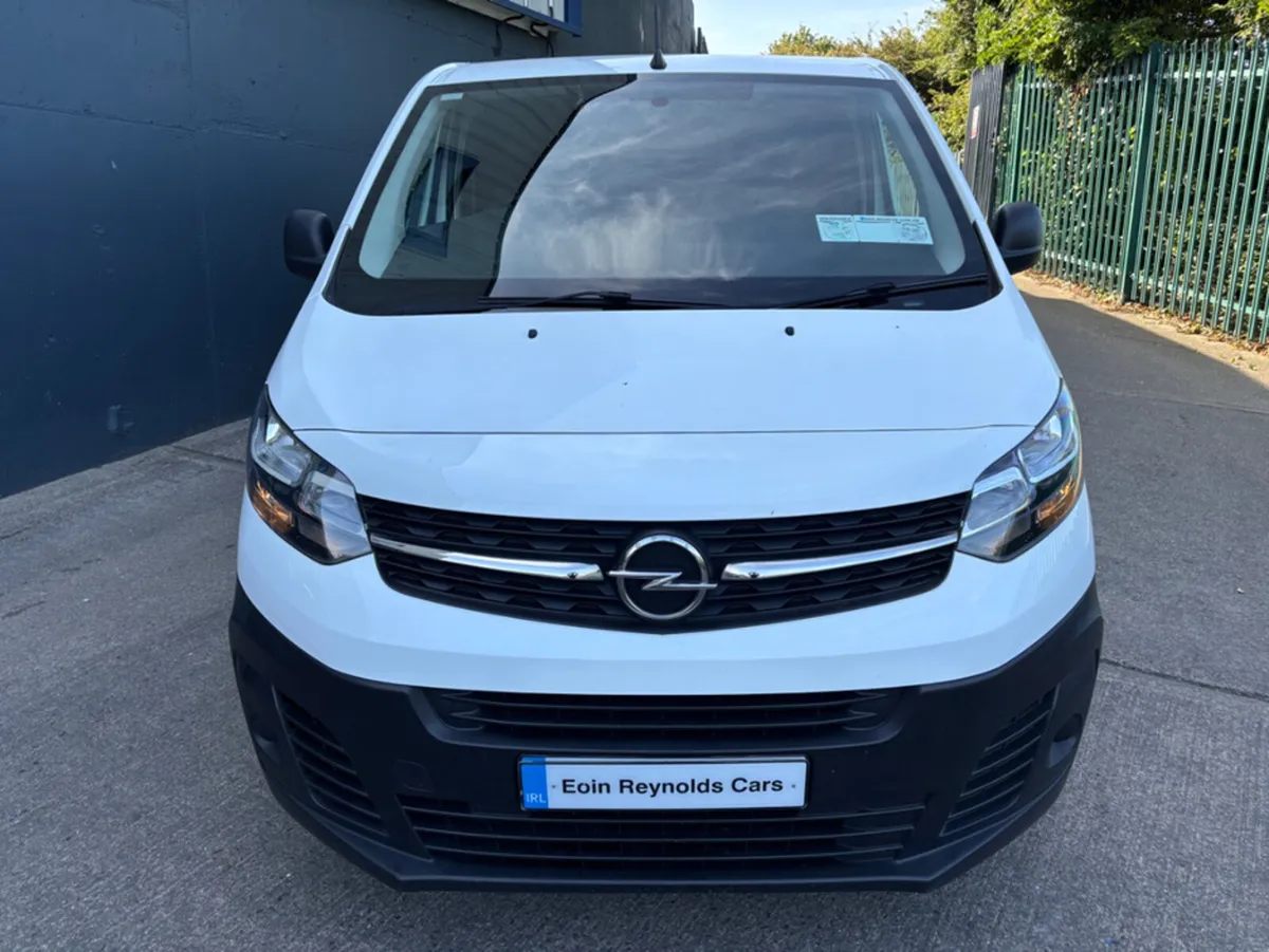 Opel Vivaro L2H1 100PS-6SPEED 5DR LWB LOW KMS!.. - Image 3