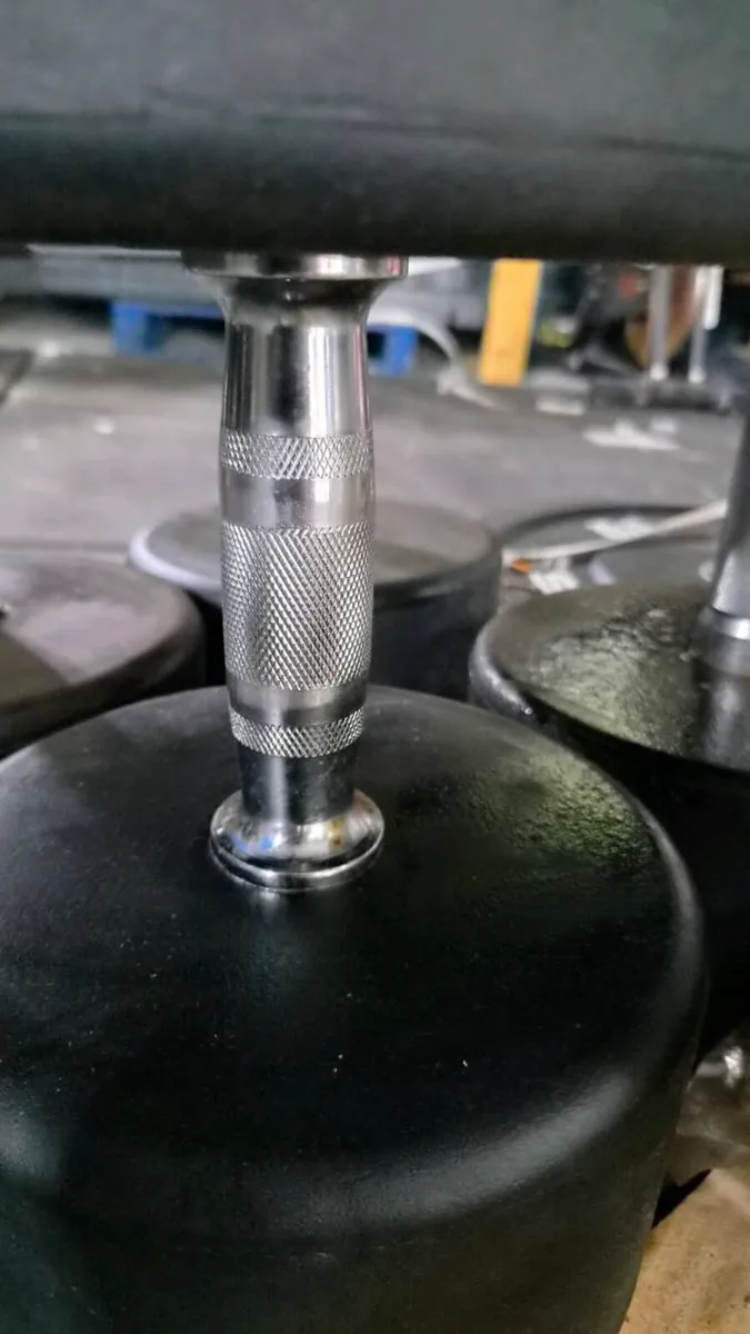 BRAND NEW DUMBBELLS 42.5KG & 47.5KG - Image 1