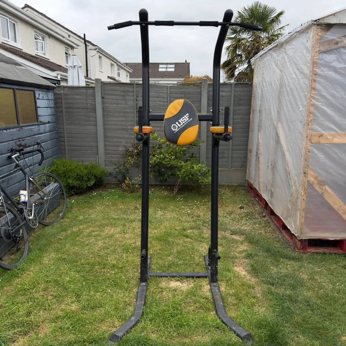 Home Gym Set- Bench, pull up/dip, 60kg weights+bar - Image 2
