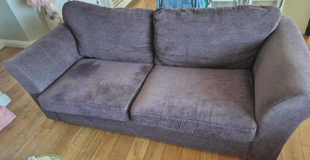 Sofa FREE - Image 2