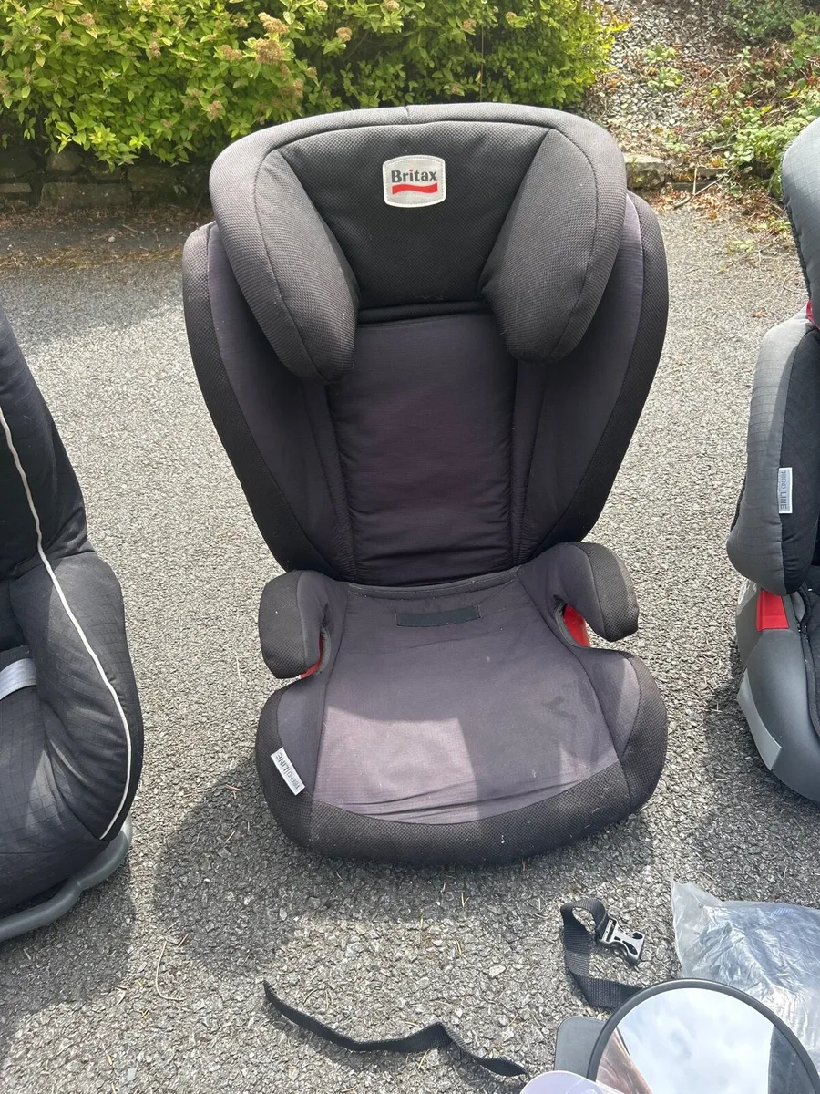Car seats - Image 2