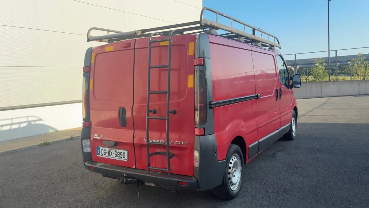 2006 opel Vivaro 1.9 cdti NEW DOE 01/27 - Image 4