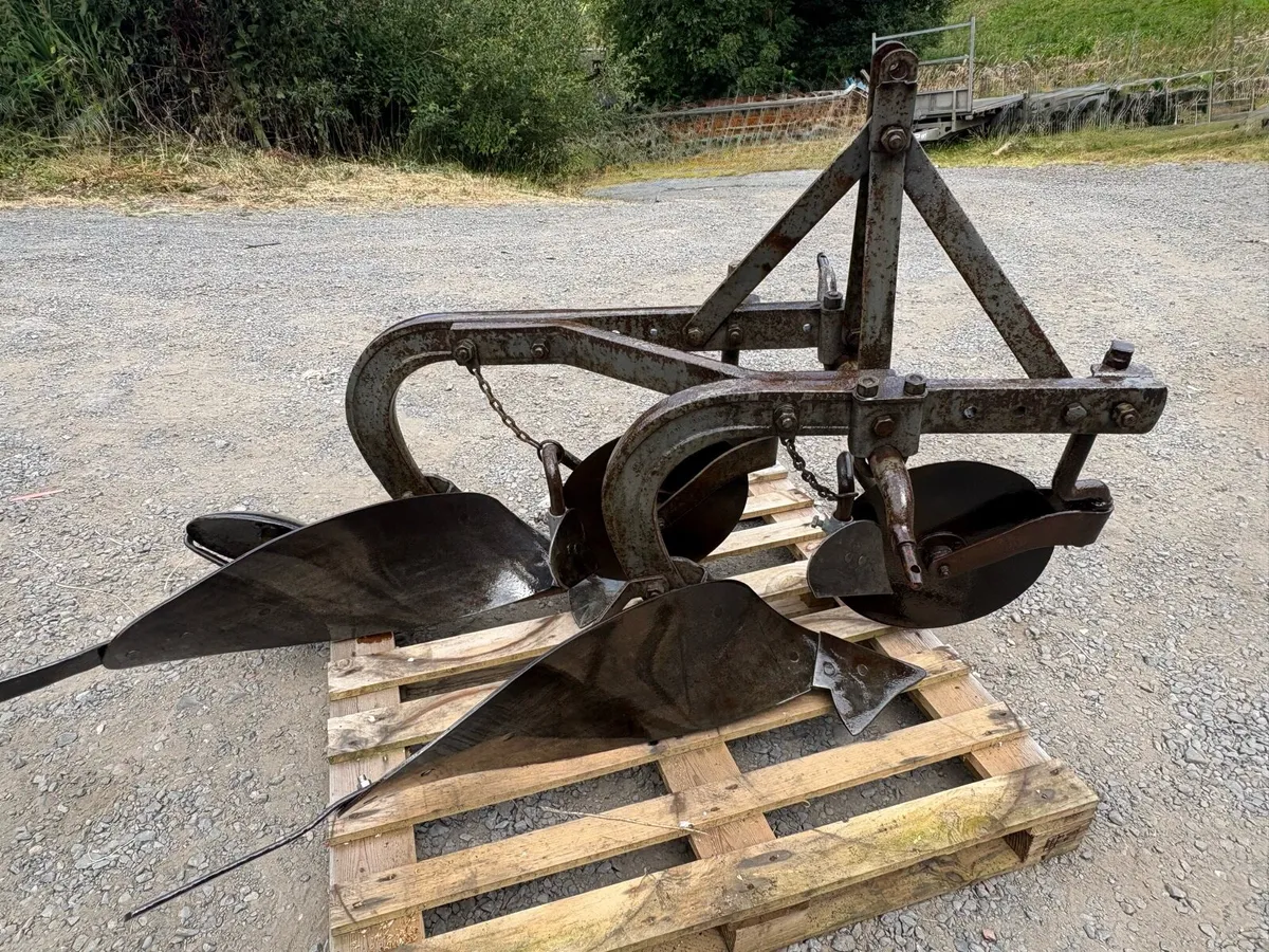 Ferguson 2 Furrow Plough - Image 2