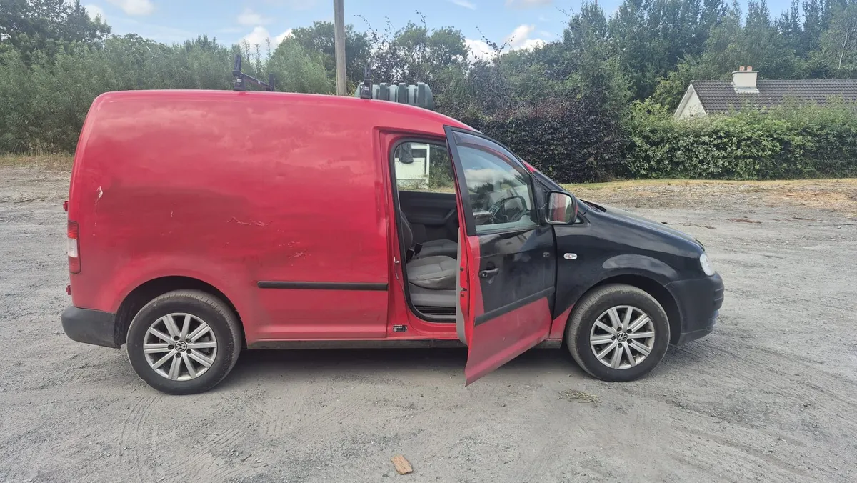 Caddy Van - Image 4
