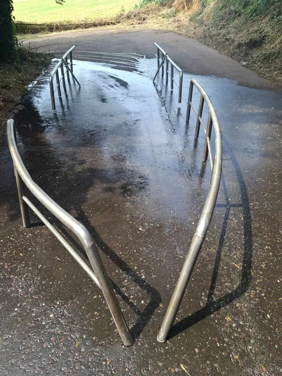 Stainless steel 316 boat railings - Image 3
