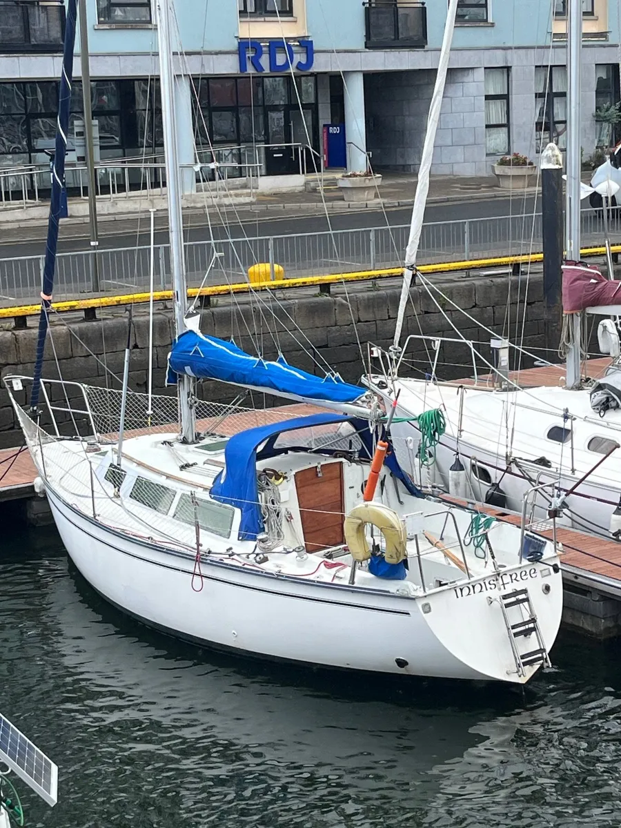 Yacht - Image 1