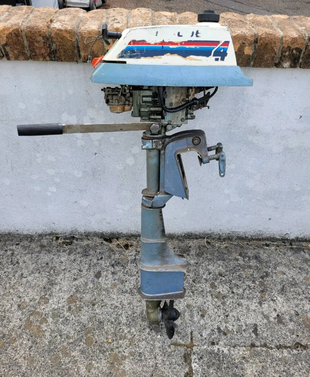 Outboard Motor - Image 1