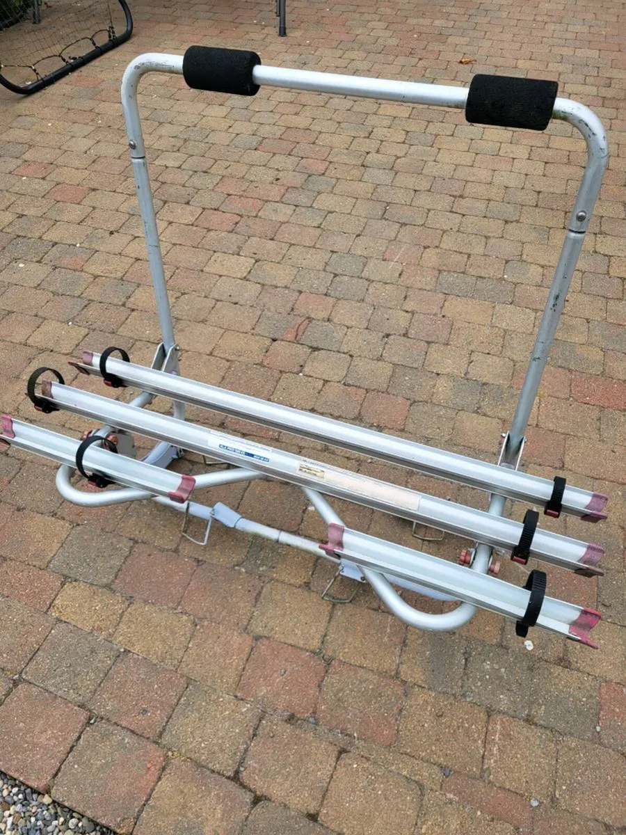 Caravan bike rack and 2 camp beds - Image 1