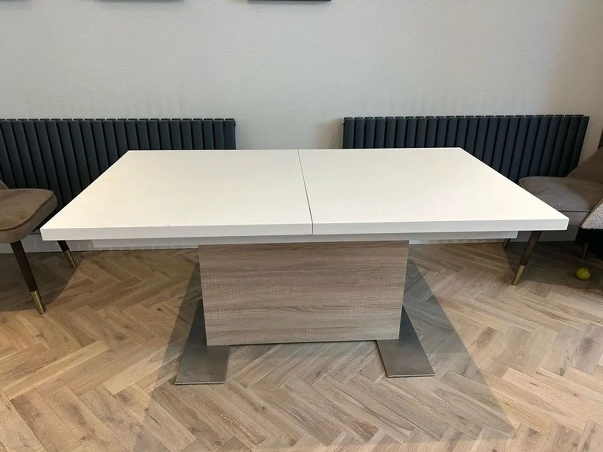 Extendable Dining Table - Image 4