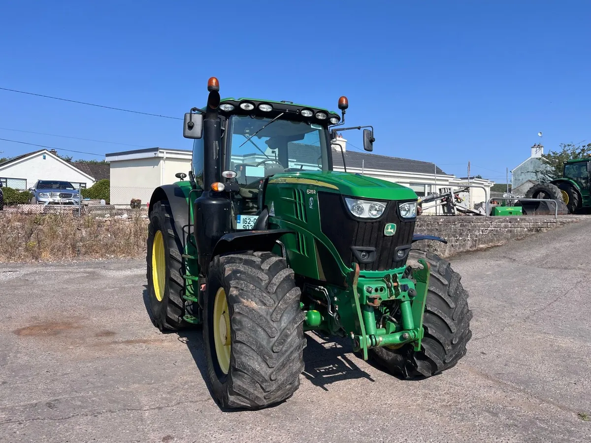 John Deere 6215R - Image 2
