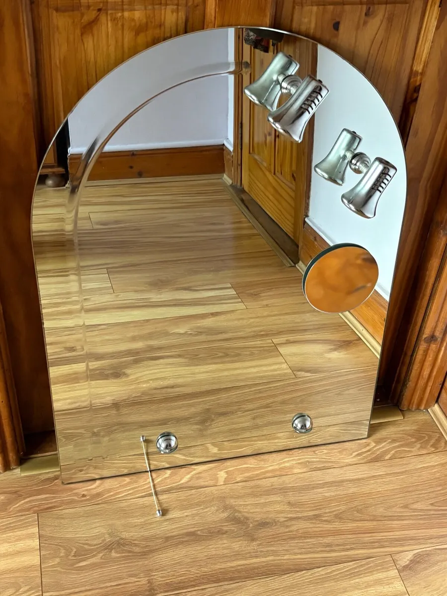 Bathroom mirror - Image 2