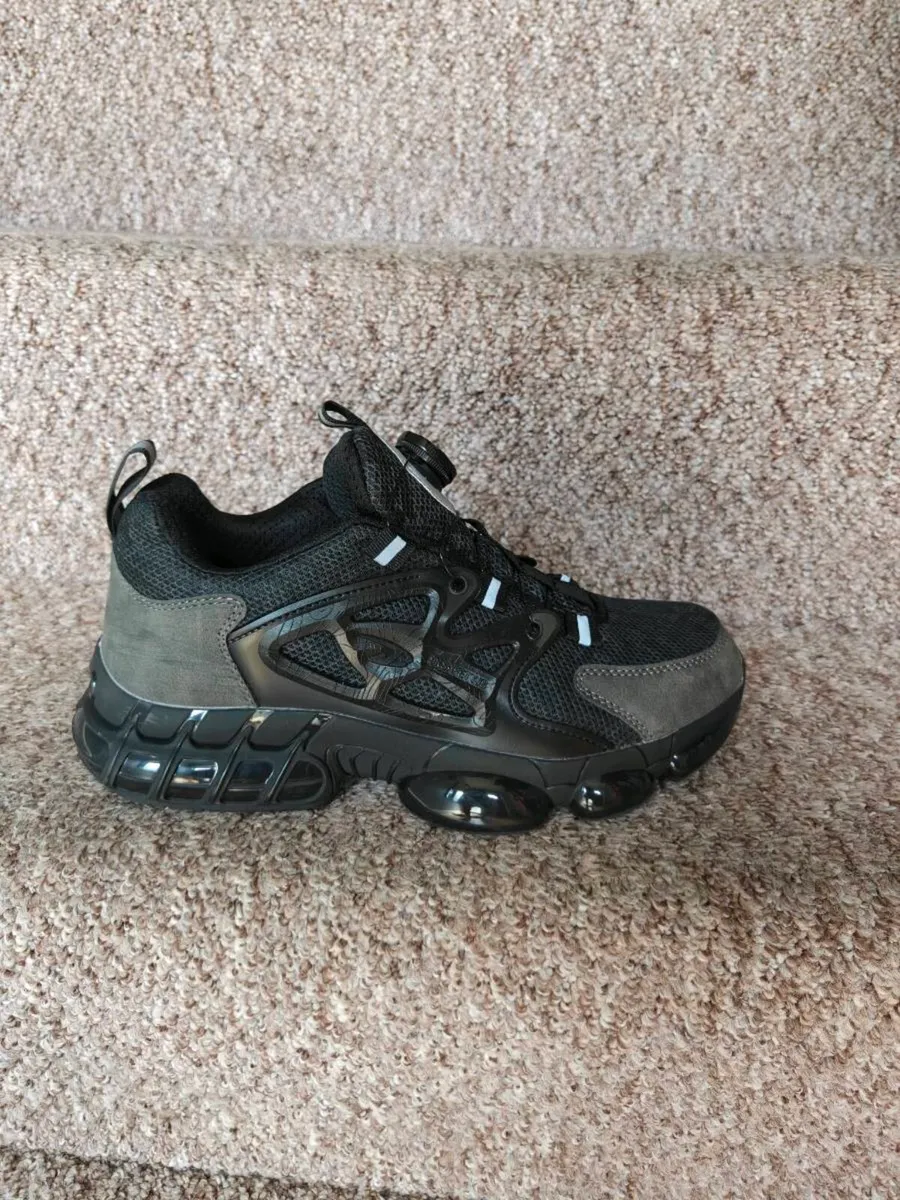 Runner's - Image 1