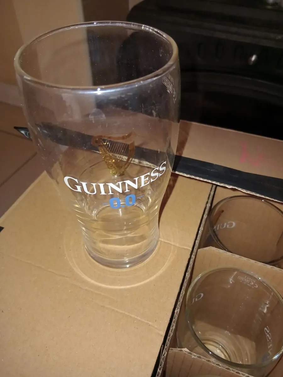 88 GUINNESS PINT GLASSES (16 ARE 00) - Image 2