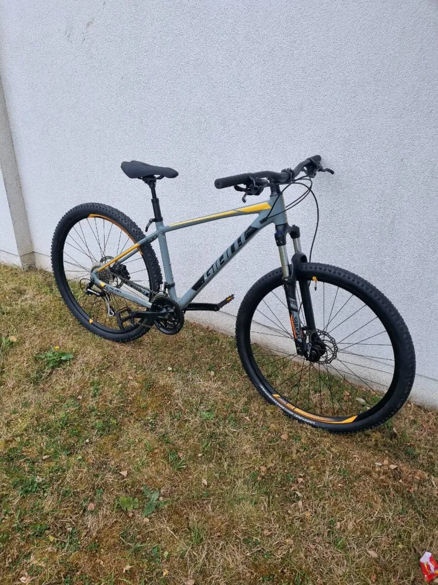 Bicycle GIANT TALON - Image 1