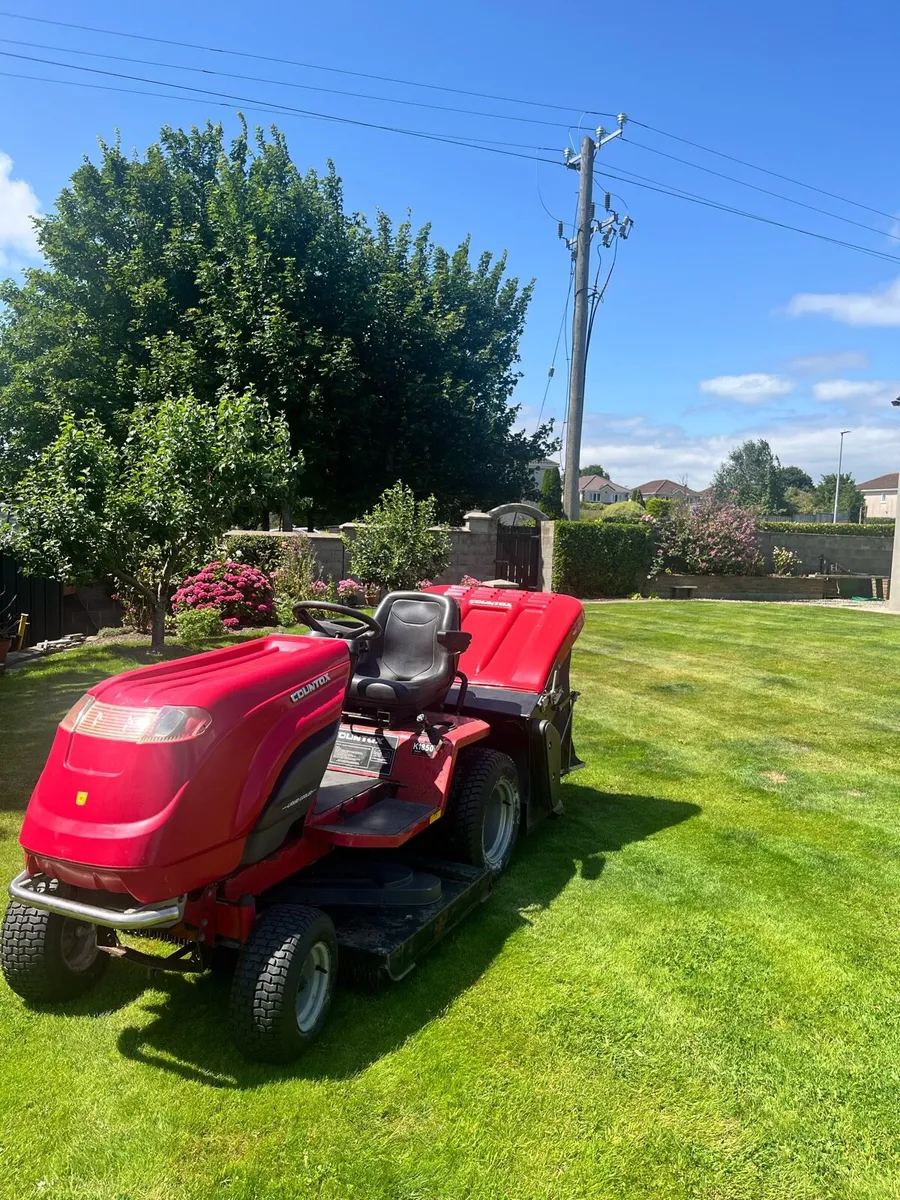 Countax K1850 Ride on Lawnmower - Image 1