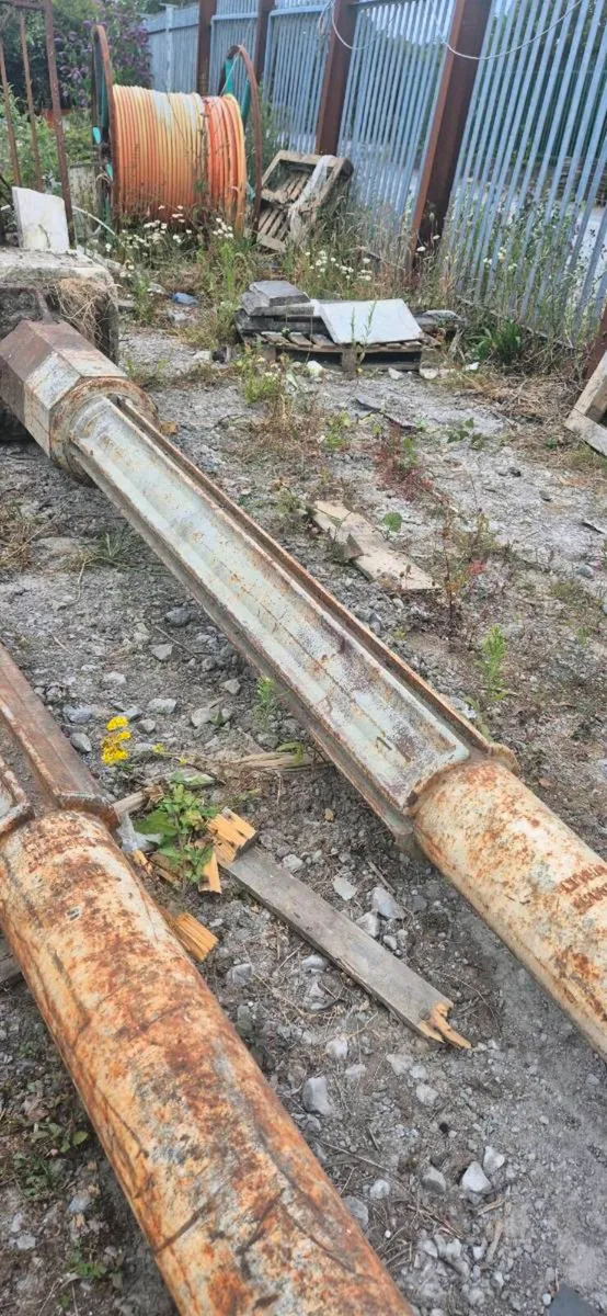 Old  steel  columns  1890 a lot of history - Image 3