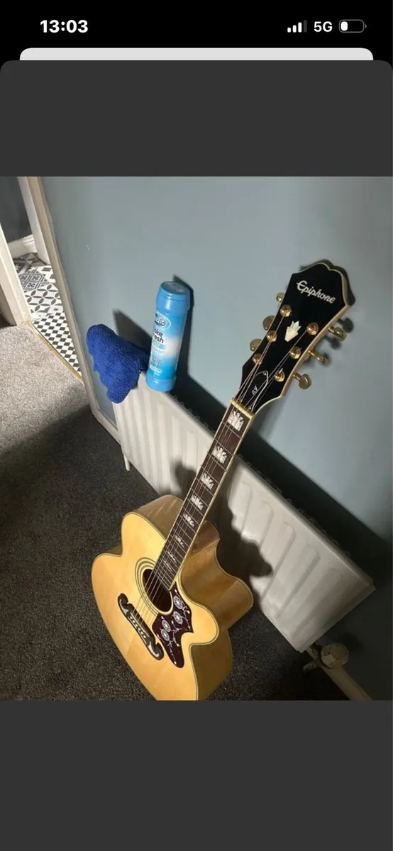 Acustic Guitar - Image 2