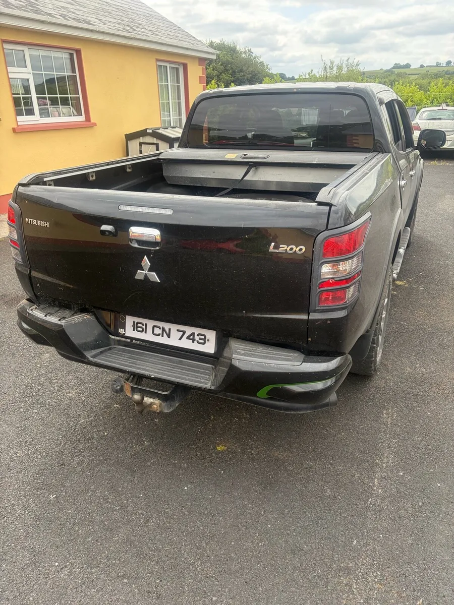Mitsubishi L200 2016 - Image 4