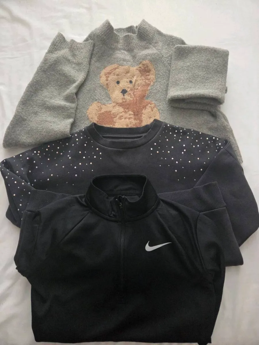 Girls clothes bundle - Image 1