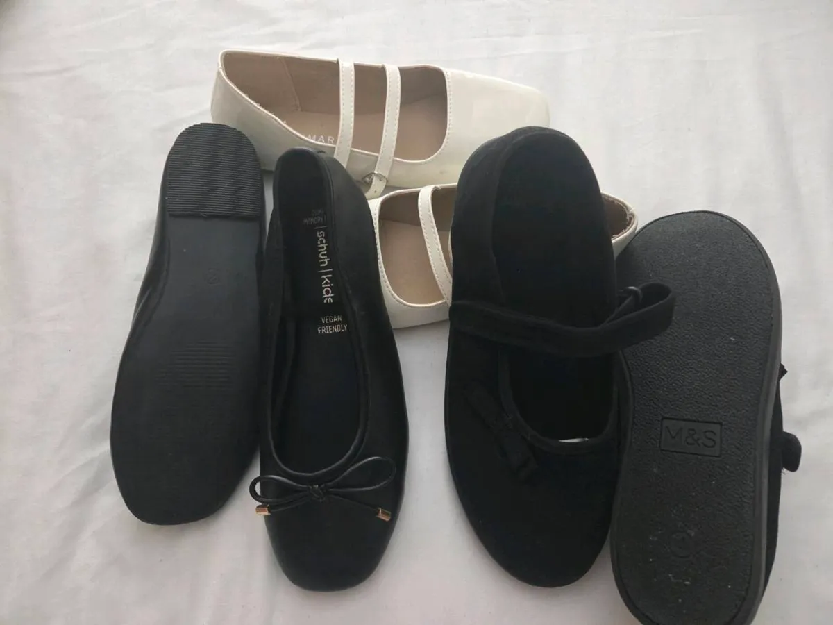Girls clothes bundle - Image 1