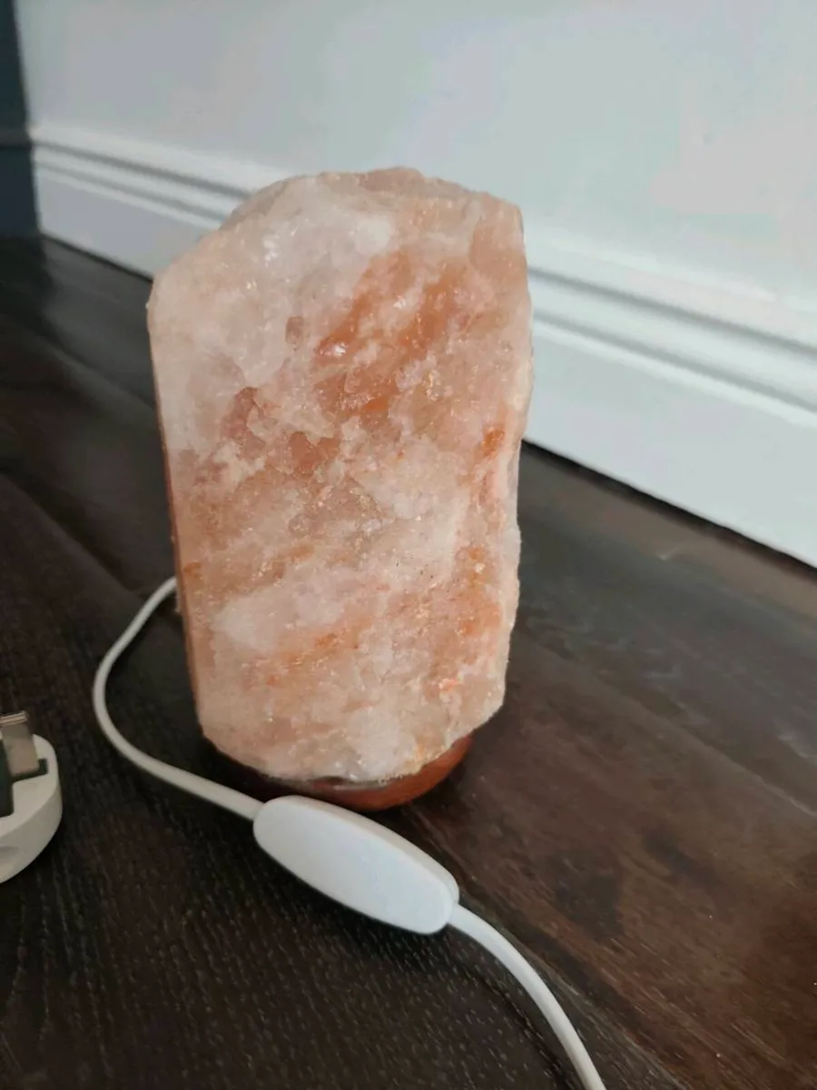 Salt Lamp - Image 2