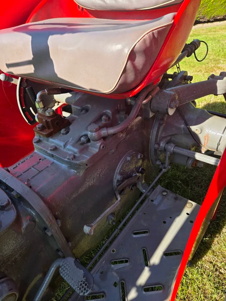 Massey 35 - Image 3