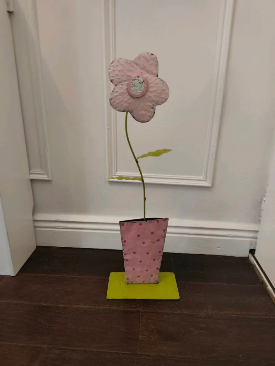 Flower decoration - Image 1