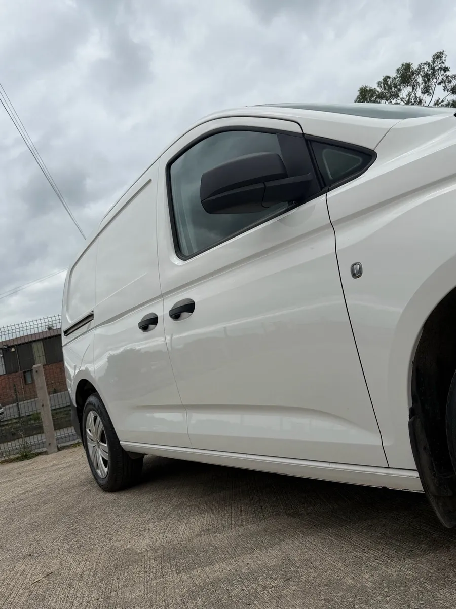 CHOICE OF 3 CADDY MAXI 2.0 DIESEL TWIN SLIDERS - Image 3