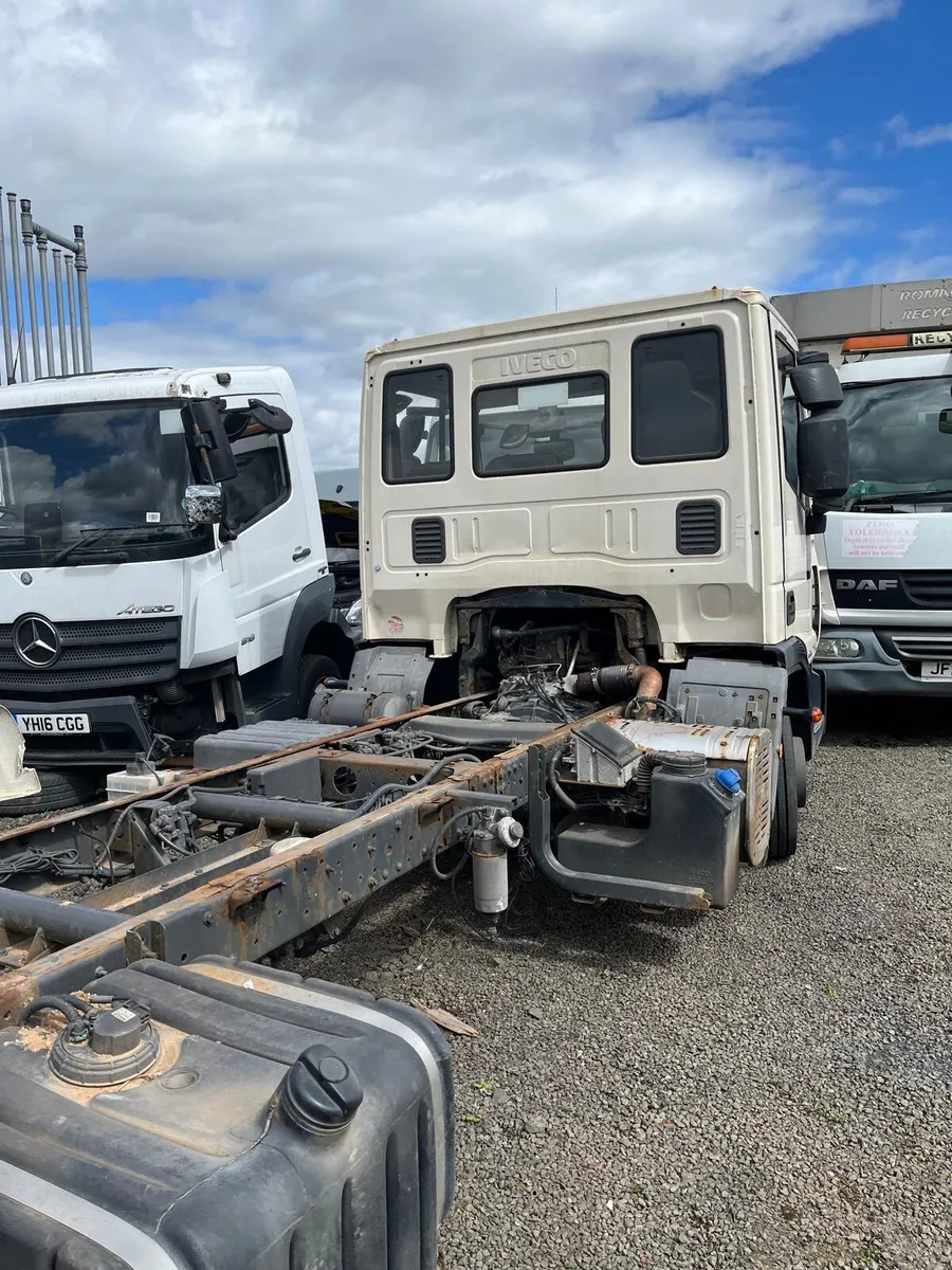 October 2013 Iveco Eurocargo 75e180 Chassis Cab - Image 4