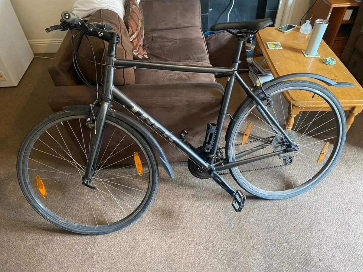 Nearly new Trek FX1 XL - Image 2