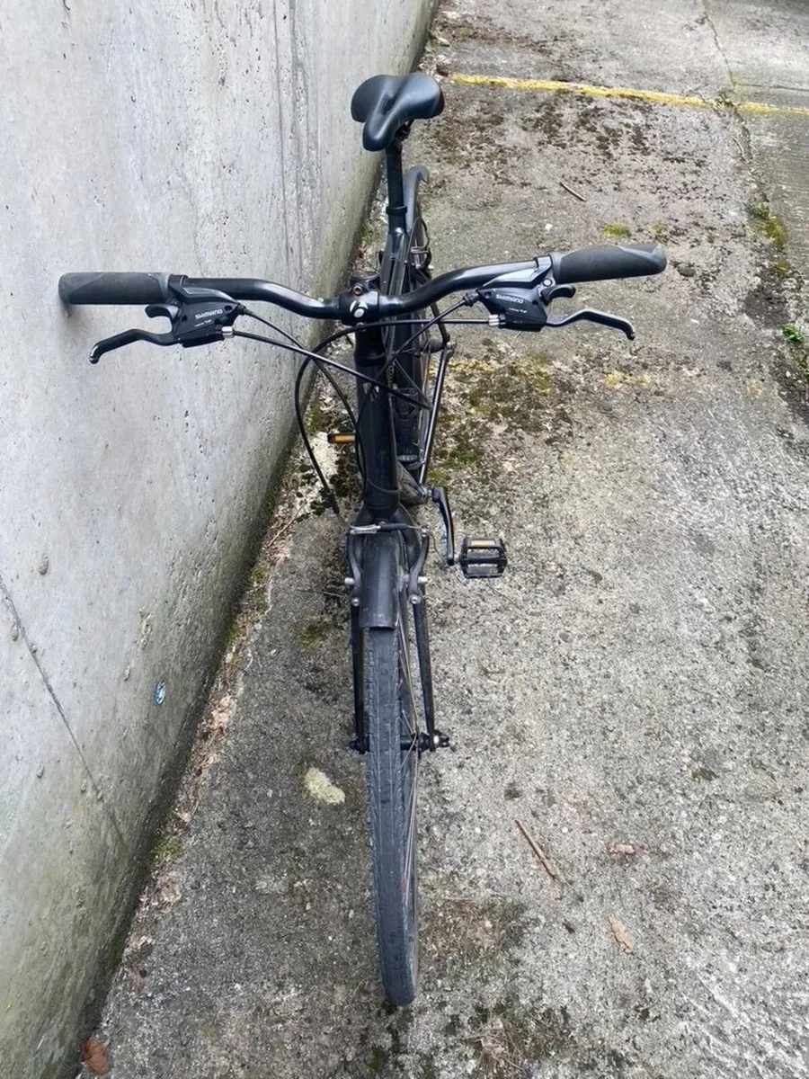 Nearly new Trek FX1 XL - Image 3