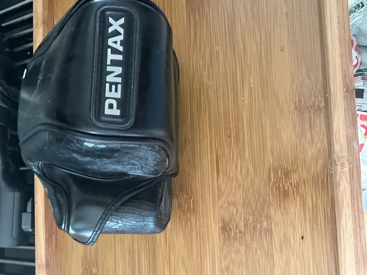 Pentax  SFX n camera with zoom lens - Image 4